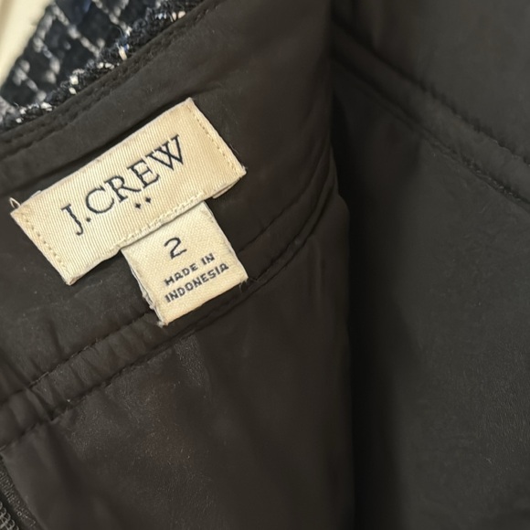 J. Crew A-line Tweed Skirt Black White & Blue Career Preppy Staple Sz 2 - Picture 13 of 13